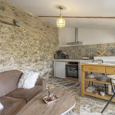 Holiday home Pleine Nature Vue Montagne *