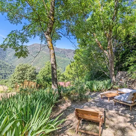 Pleine Nature Vue Montagne Holiday home Glorianes